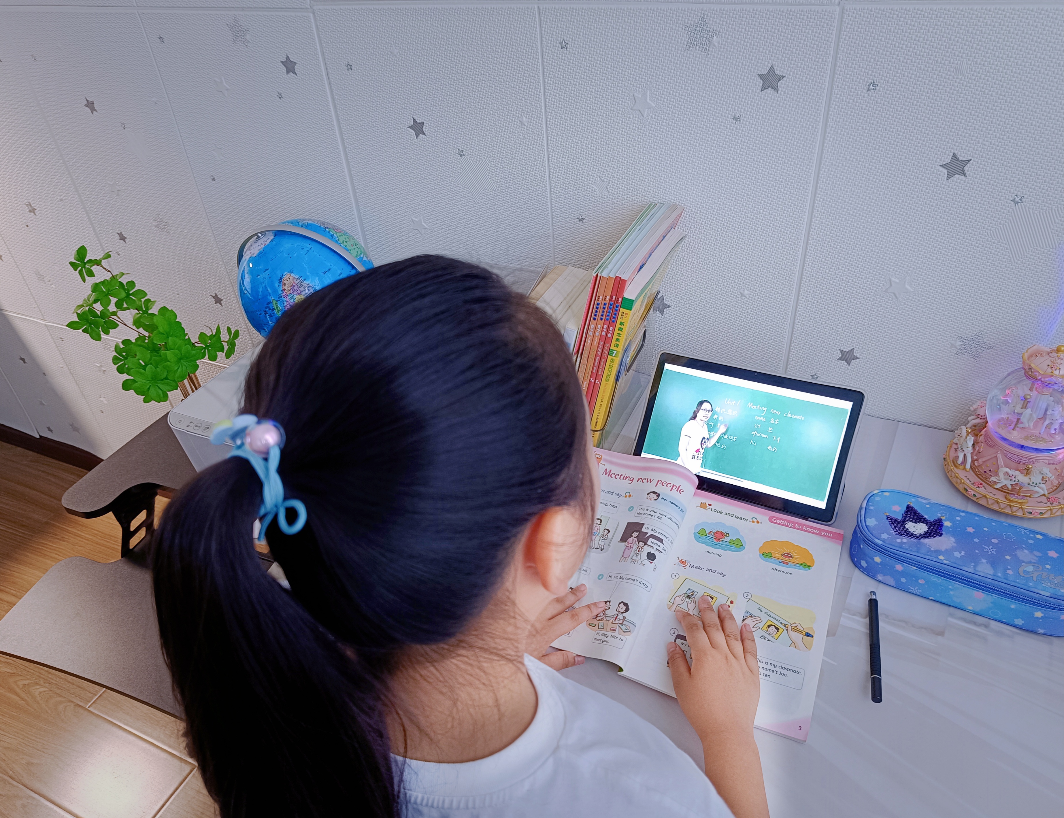 平板+学习机套装一台搞定，酷比魔方iPlay502023版是否值得买？