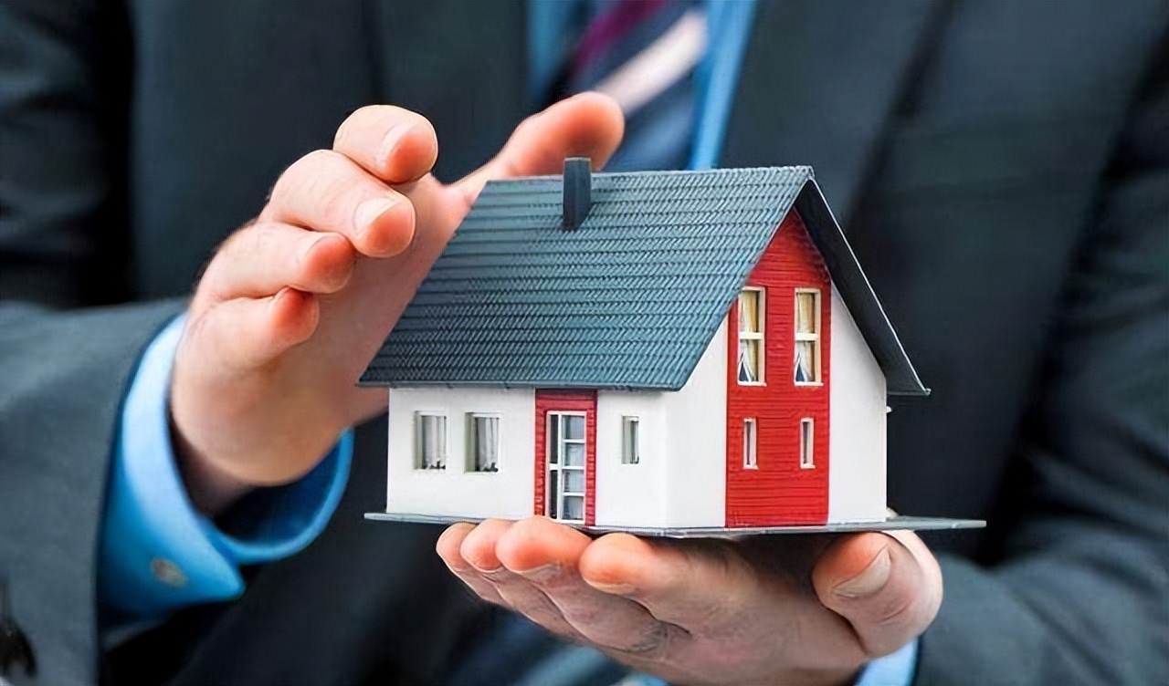 房产税没来，房东税却先来了？最高20%，二手房或迎“贬值”