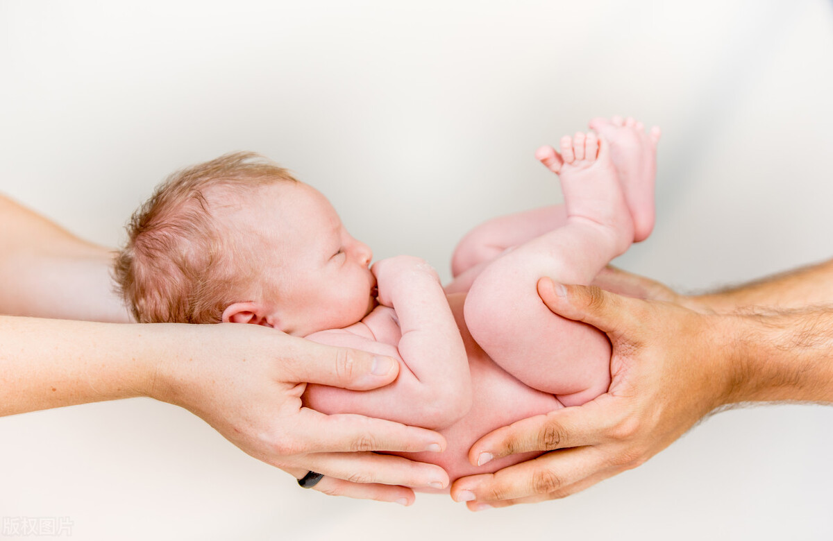 新生儿在医院正常死亡怎么赔偿,新生儿窒息医院赔偿