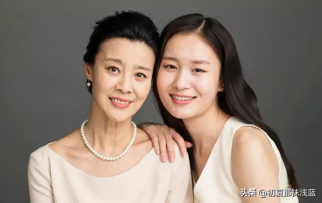 母亲节看到儿子给亲家母送礼物,母亲节送亲家母什么礼物好