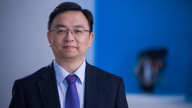 王传福父母双亡,王传福15岁成孤儿