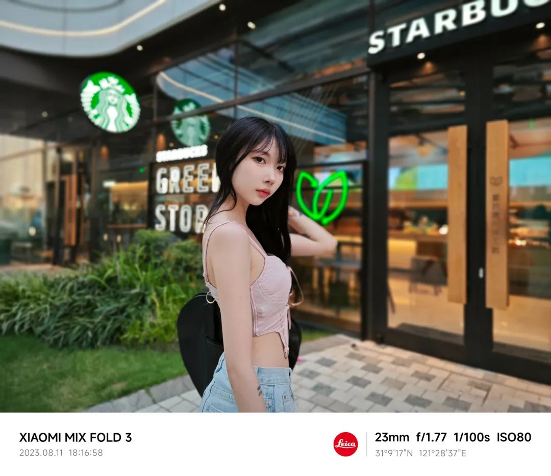 小米mixfold3长焦微距对比华为,关注色彩