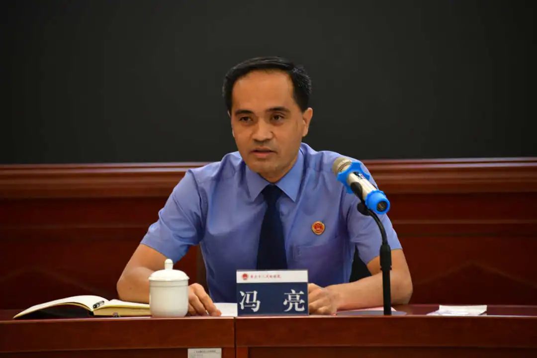 今天他们有了新身份