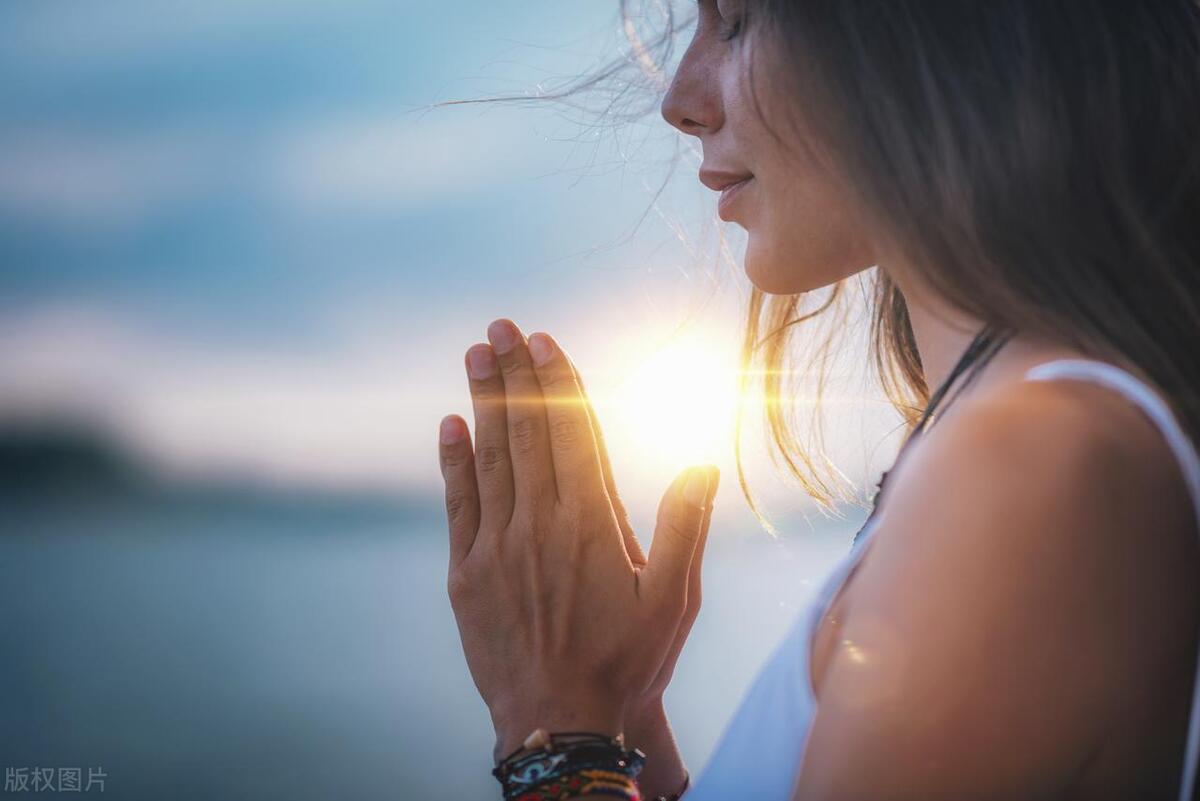 收肋骨的瑜伽呼吸方法,瑜伽冥想语音呼吸引导