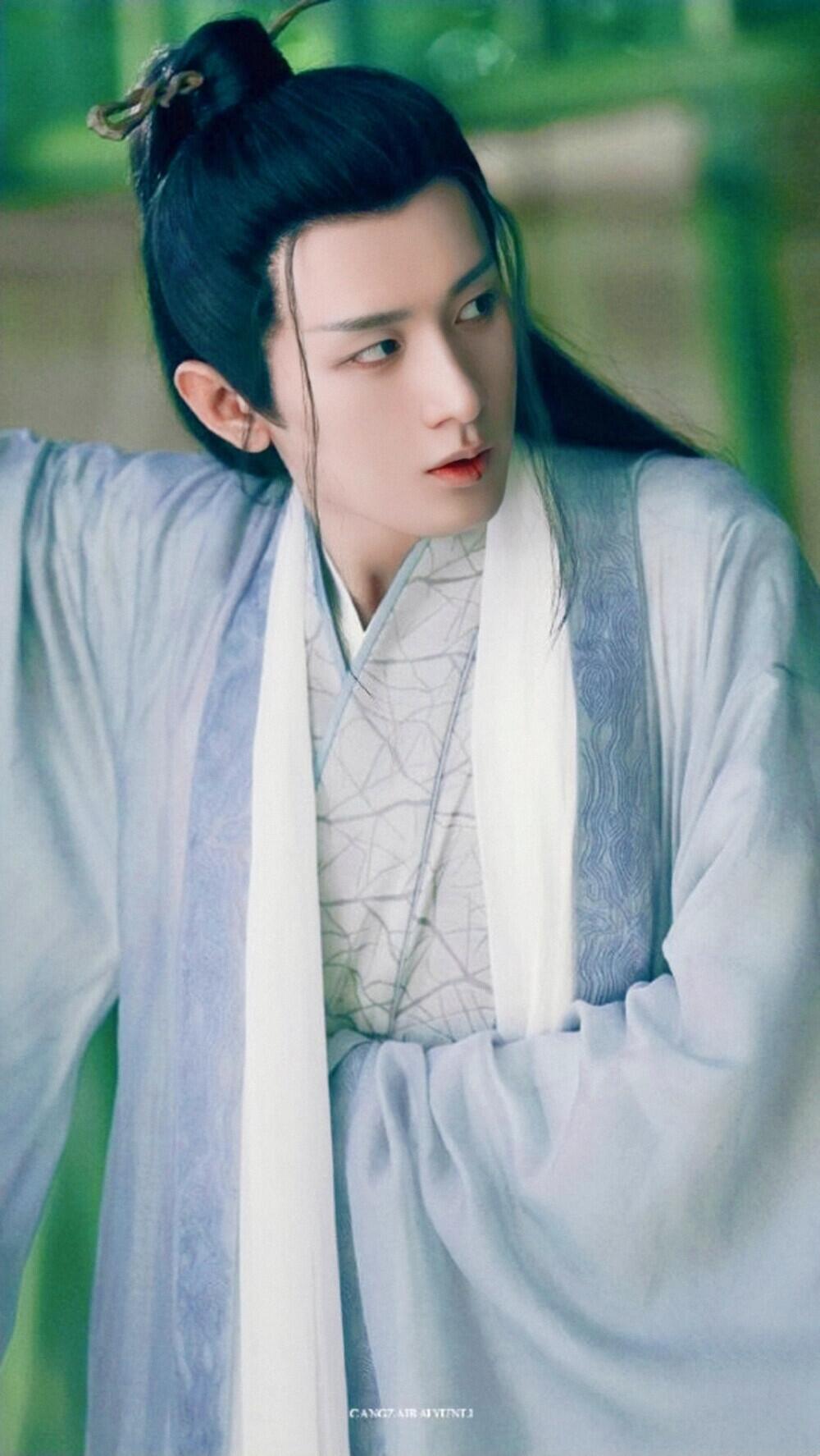 琉璃禹司凤被面具遮住的颜值,琉璃禹司凤眼神虐心