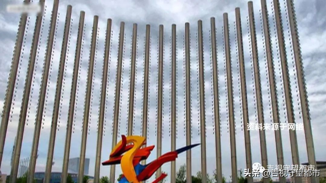 世纪广场21根巨柱被拆除,世纪广场21根柱子被拆除