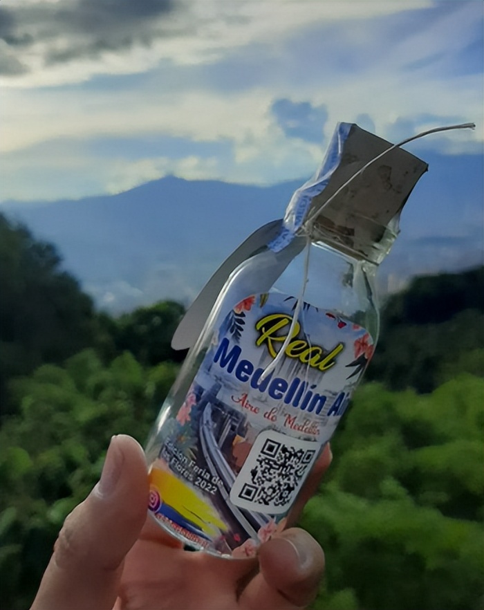 小伙靠200元一夜暴富,浙江小伙卖空气净赚400万