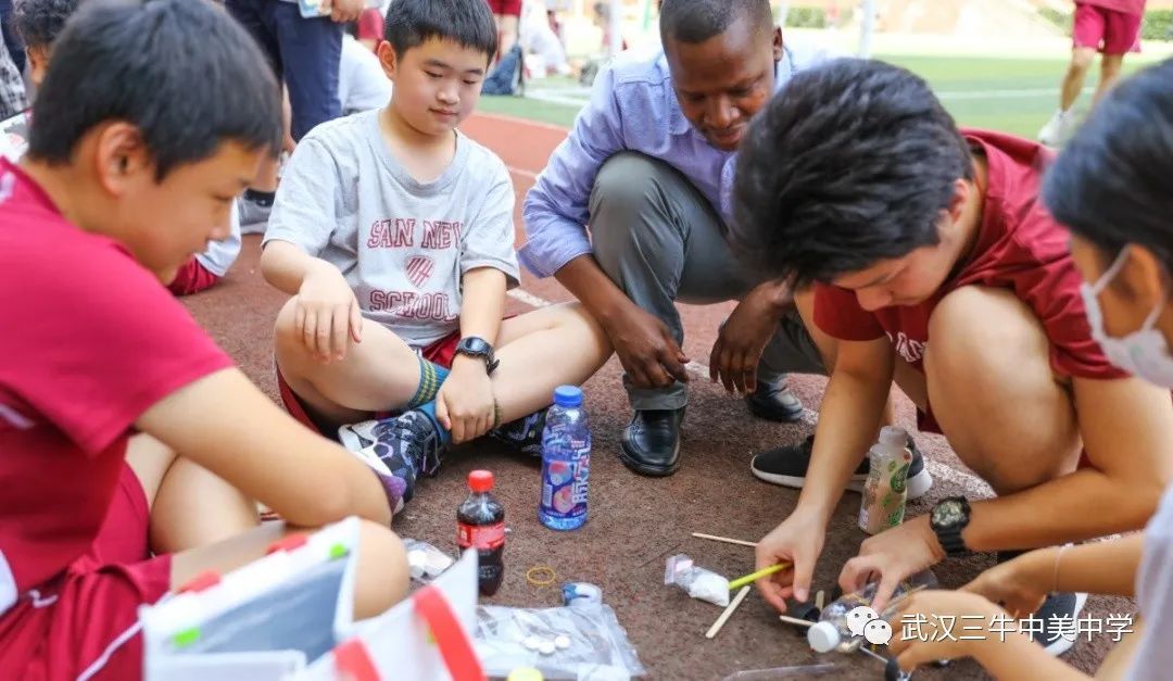 记录毕业典礼的快乐时光,学校毕业典礼上的那些事