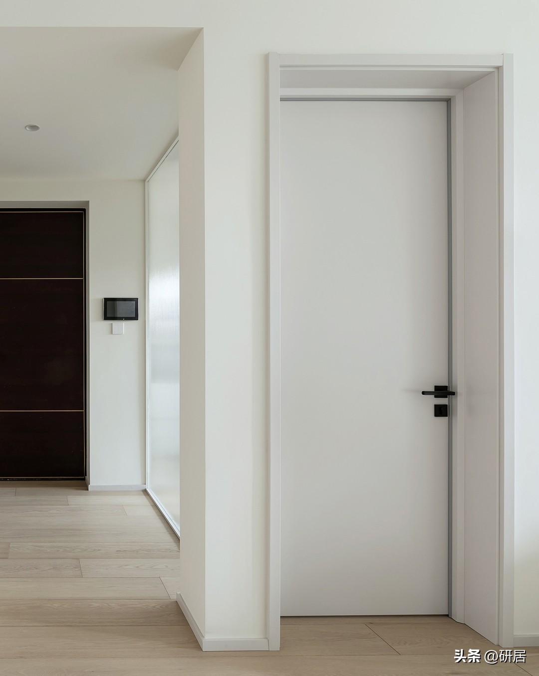 自己动手刷白吊顶,吊顶装修刷白全过程