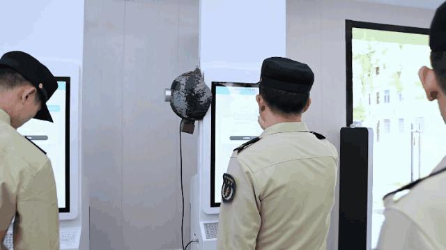 VR试镜、自主选购、即申即领！火箭军某部线下超市，多款被装“一站式”购齐！