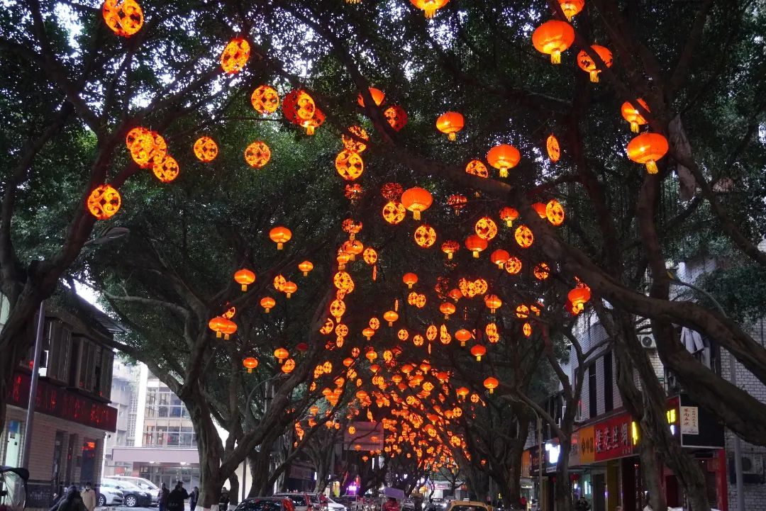 四川乐山老街的传说,乐山最灵的老街