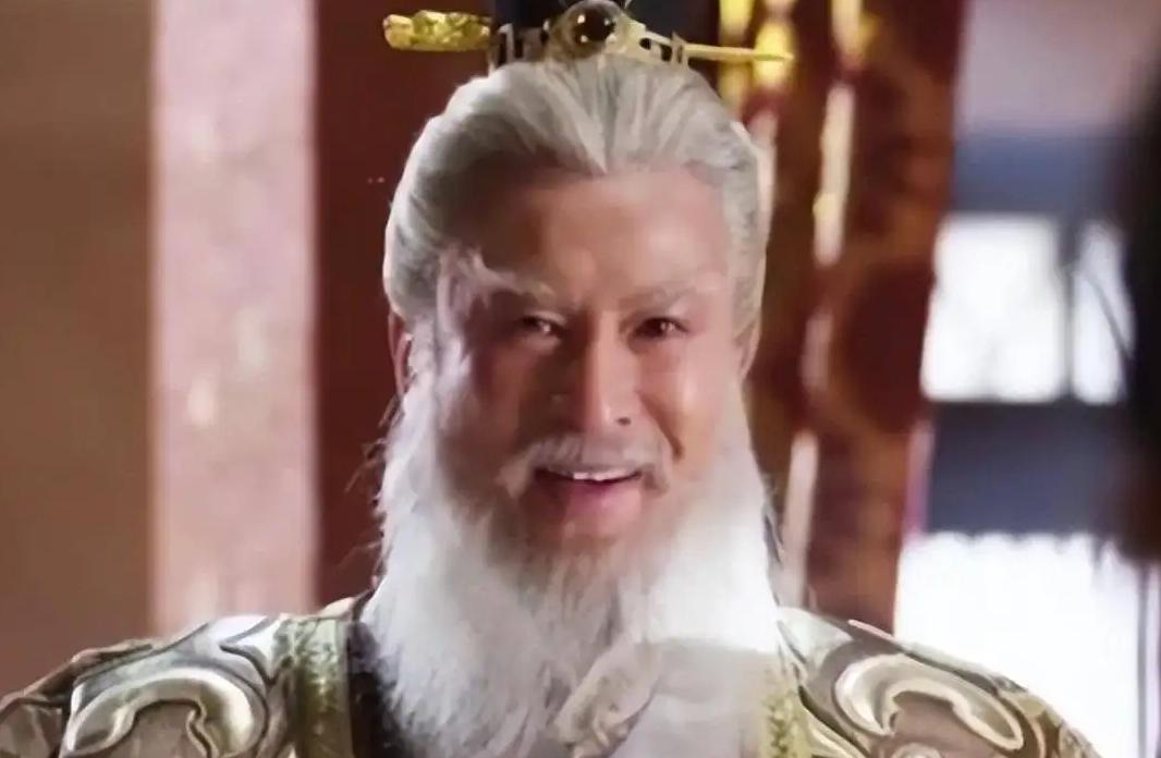 历史上有双瞳眼的人,什么是双瞳孔图片