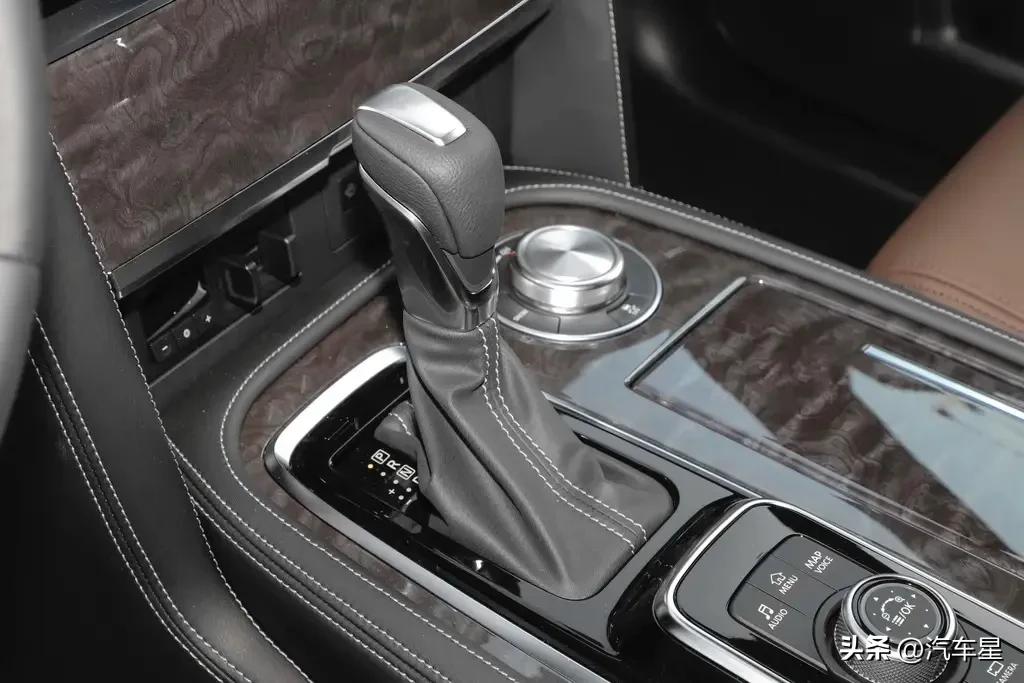 2023款途乐配3.5t发动机照片,2023款途乐y61柴油国六