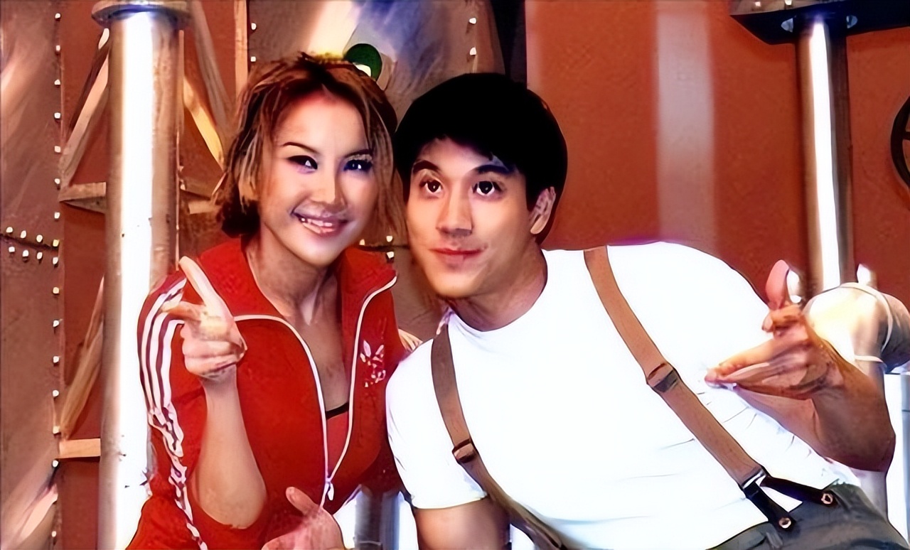 3天前,歌星李玟轻生离世,死因众说纷纭,姐姐发文称:并非自尽