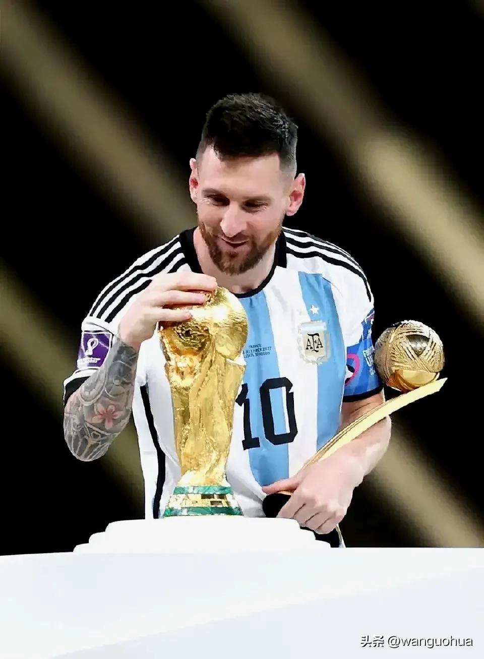 人生就像踢足球一样原版,人生就像踢皮球踢不了还得玩命踢