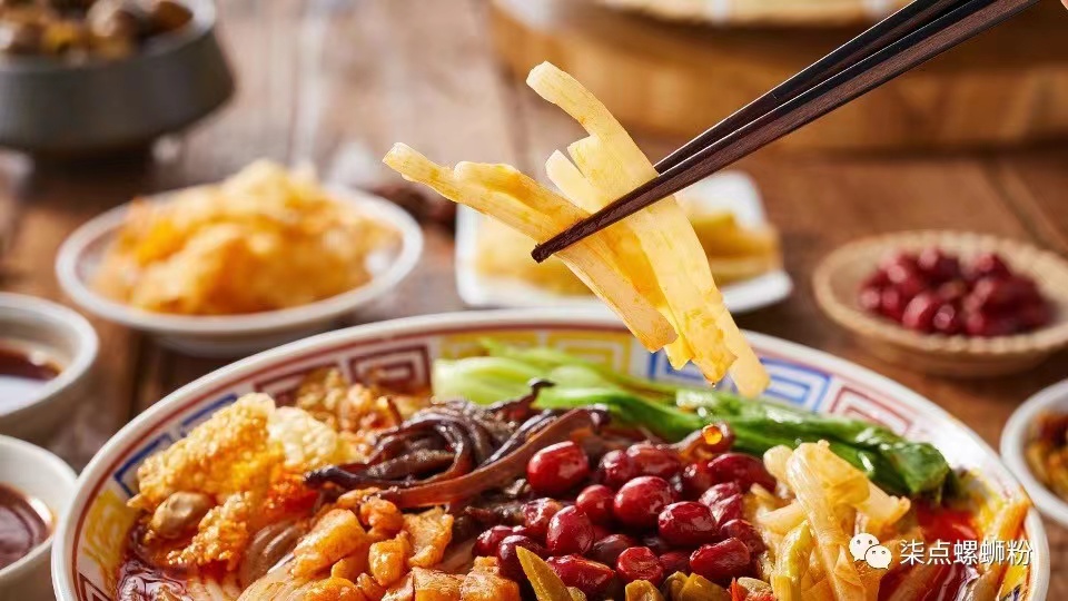 萌白白获融资；烘焙品牌香颂上市；Gucci推出可持续循环时装