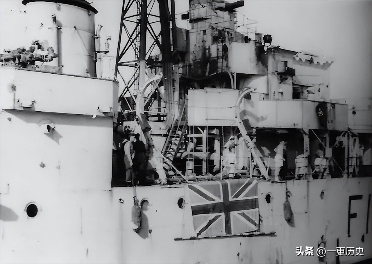 1949年紫石英号事件,英国军舰为何能逃跑?8年后毛主席揭开谜底