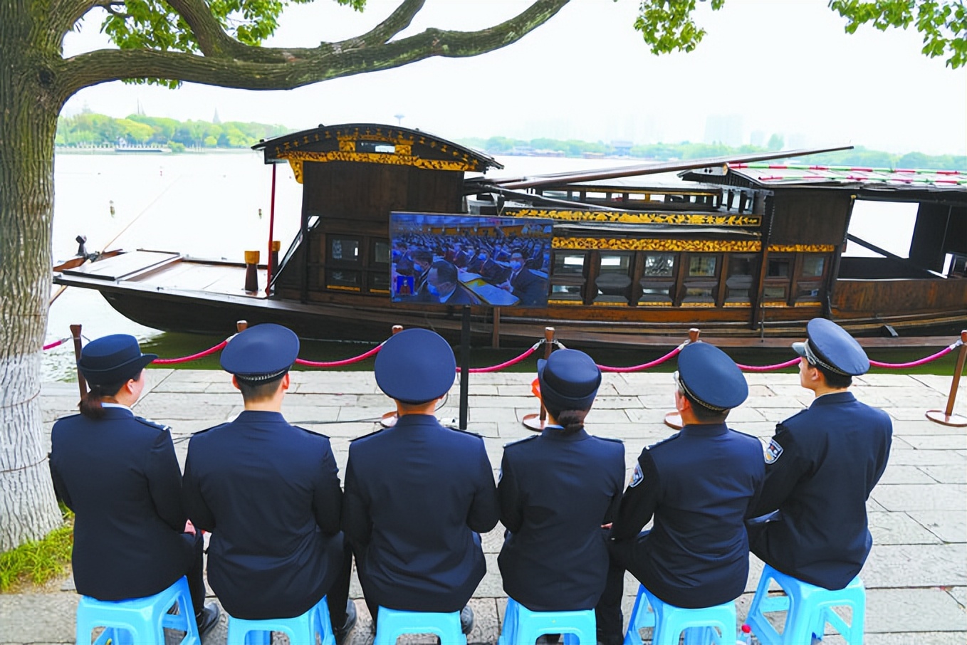 人民公安报栏目,人民公安报辅警