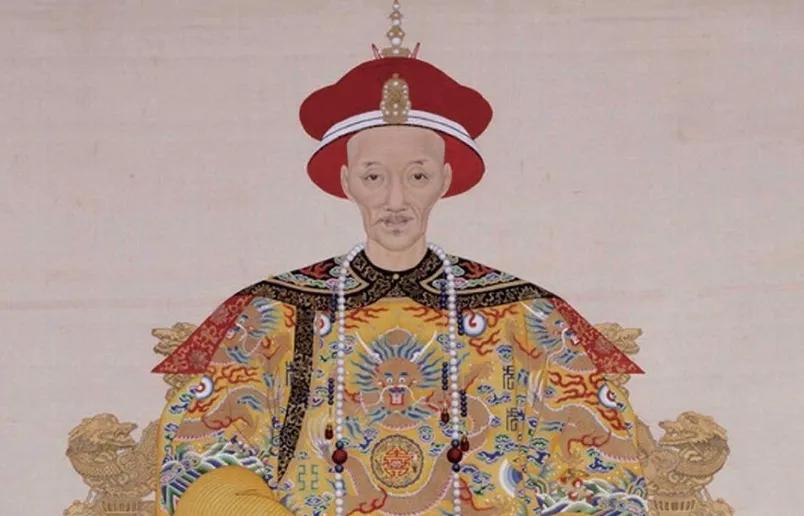 当现代人穿越到清朝变成了皇帝,穿越成清朝末年的皇帝