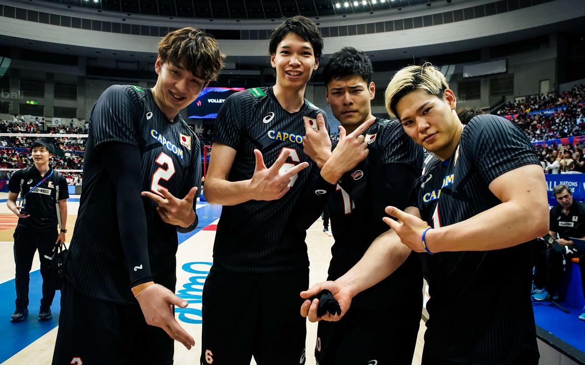 亚洲的荣光！0-1到3-1：日本队掀翻欧洲冠军，后者曾横扫中国队