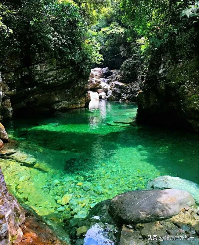 猴寨瀑布图片,猴寨溪谷