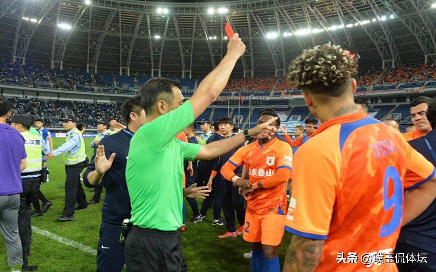 中超揭幕战泰山vs亚泰崔康熙,中超山东泰山vs天津津门虎冲突
