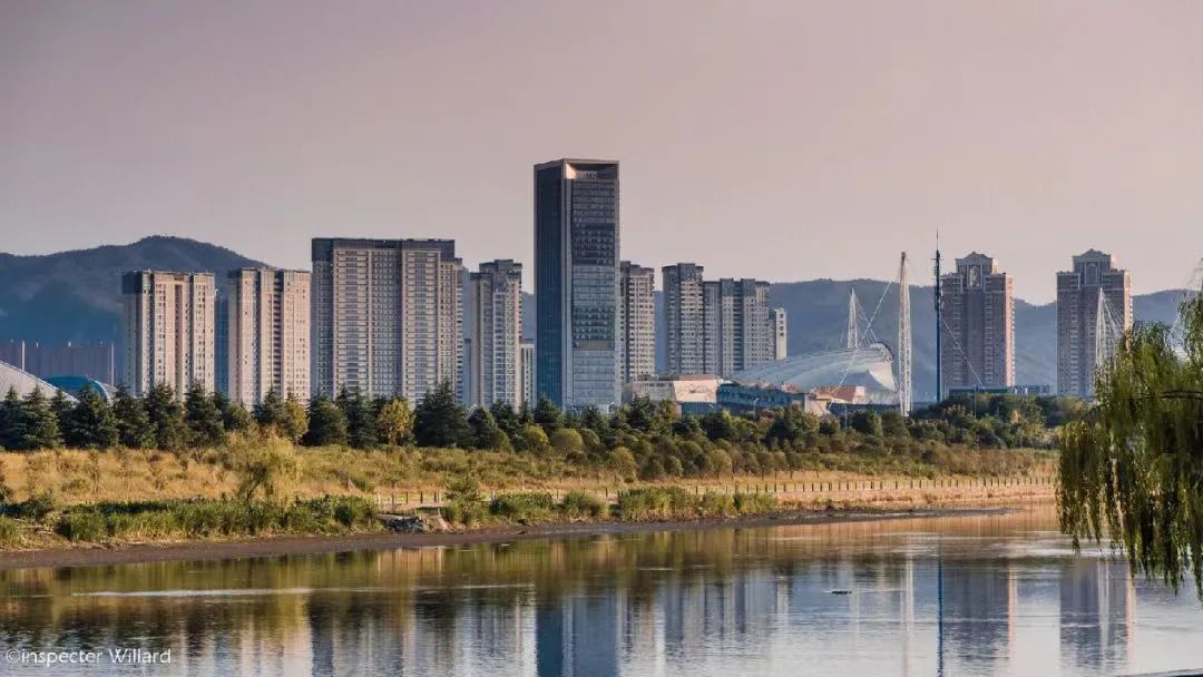 这座被赚钱耽误的浙江小县城，藏着无数吃货惦记的世界美食