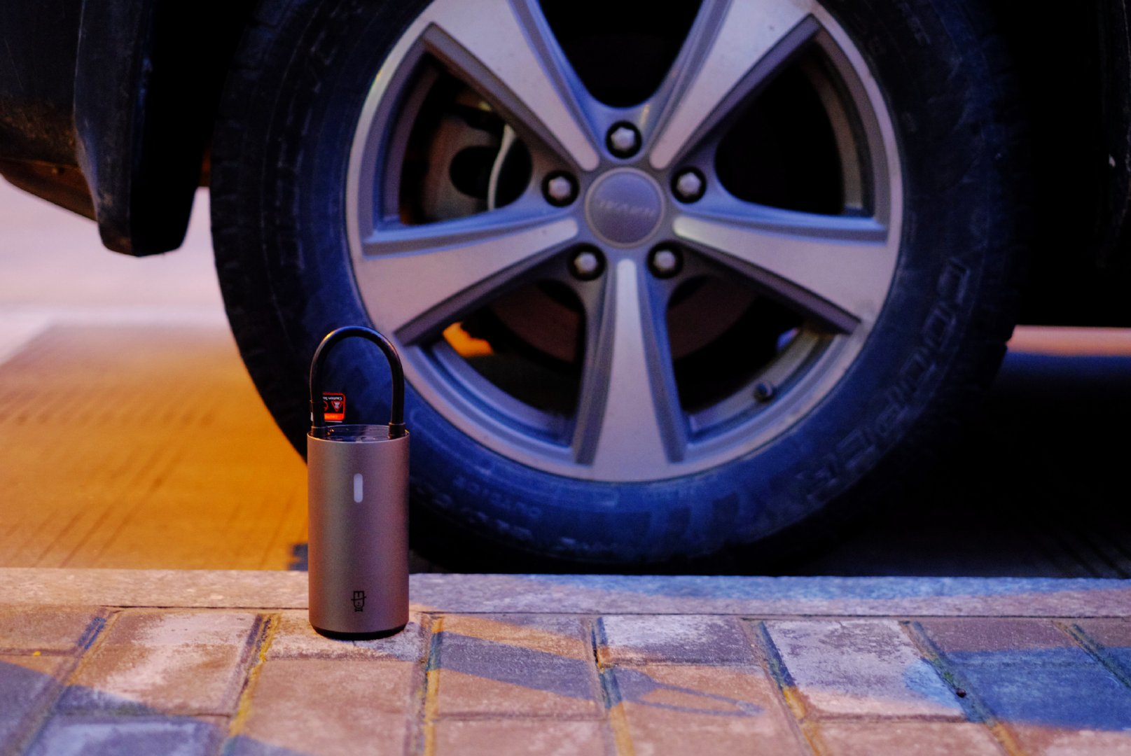 魔洁兔充气宝对比小米充气宝,充气宝使用方法