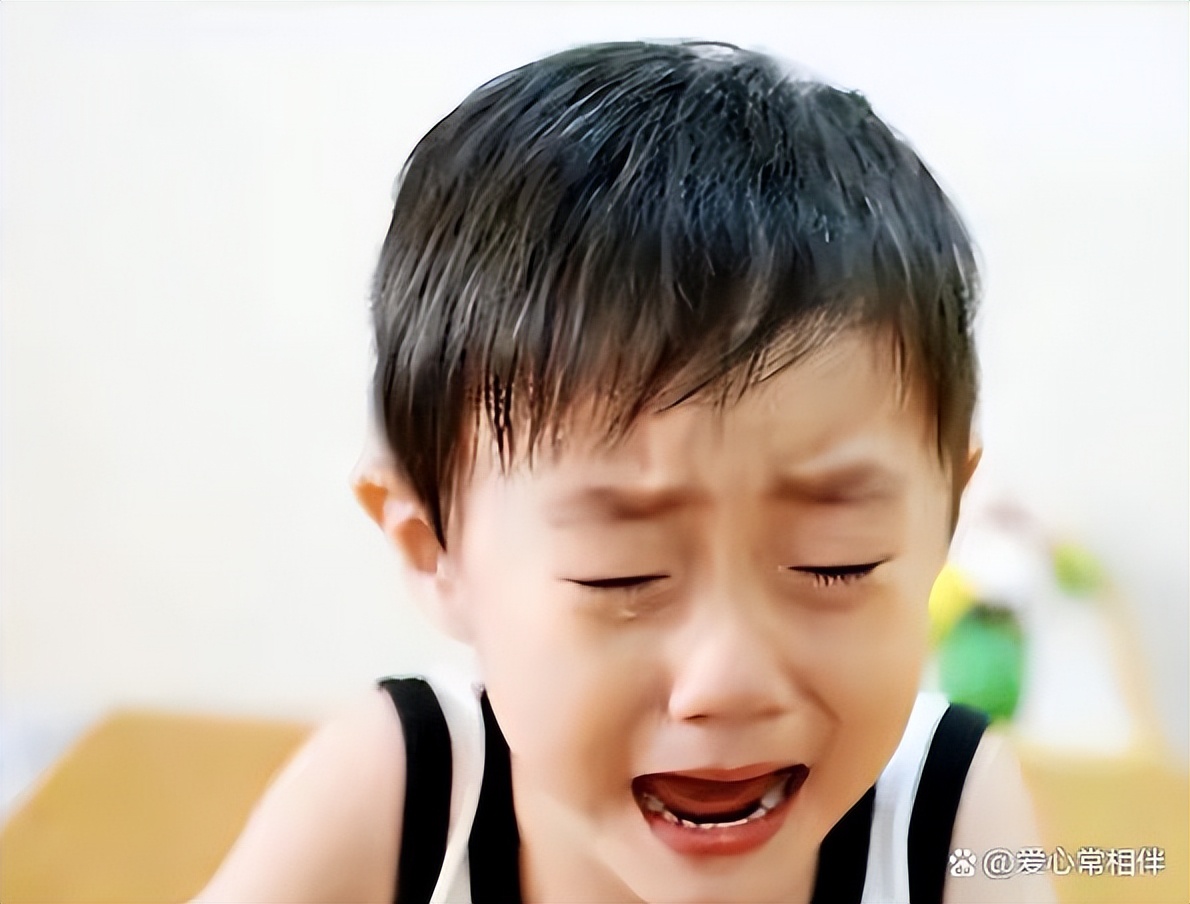五岁孩子动不动就哭的策略措施,6岁的男孩动不动就哭怎么纠正