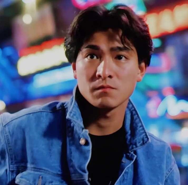 “惨遭吸血”刘德华：身价百亿却让姐姐住贫民窟，她到底做了什么