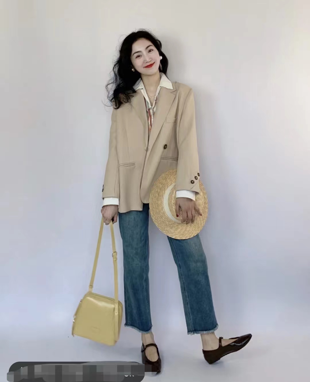 西装外套怎么搭配裙子好看气质,西装外套搭配时髦女士