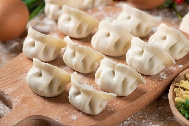 高筋面粉适合做馒头饺子,小麦面粉能包饺子吗