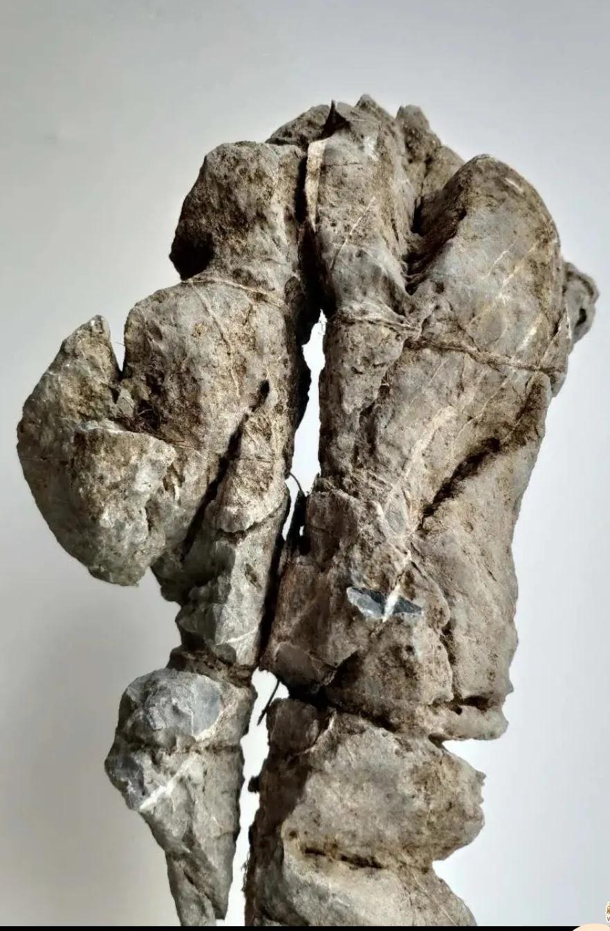 ●这些石头，想跟你私聊