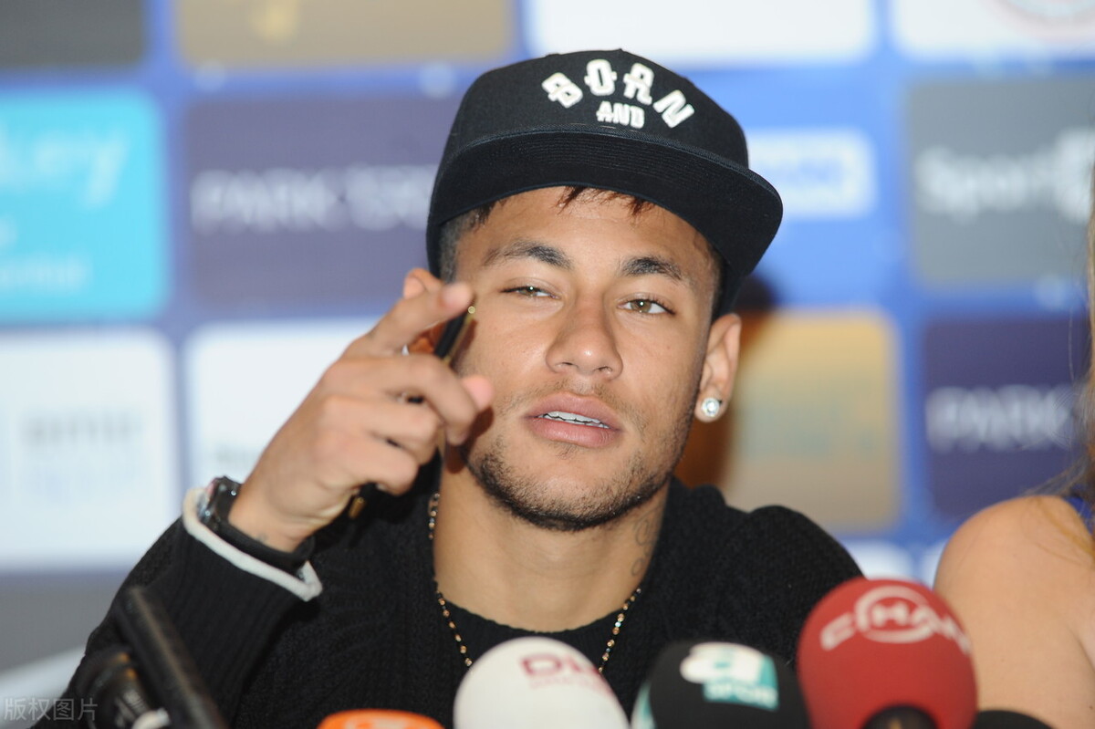 内马尔巴萨的真正王者,内马尔还在巴萨时的表现