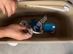 维博卫浴丨马桶水箱中的小软管有什么作用，你知道吗？