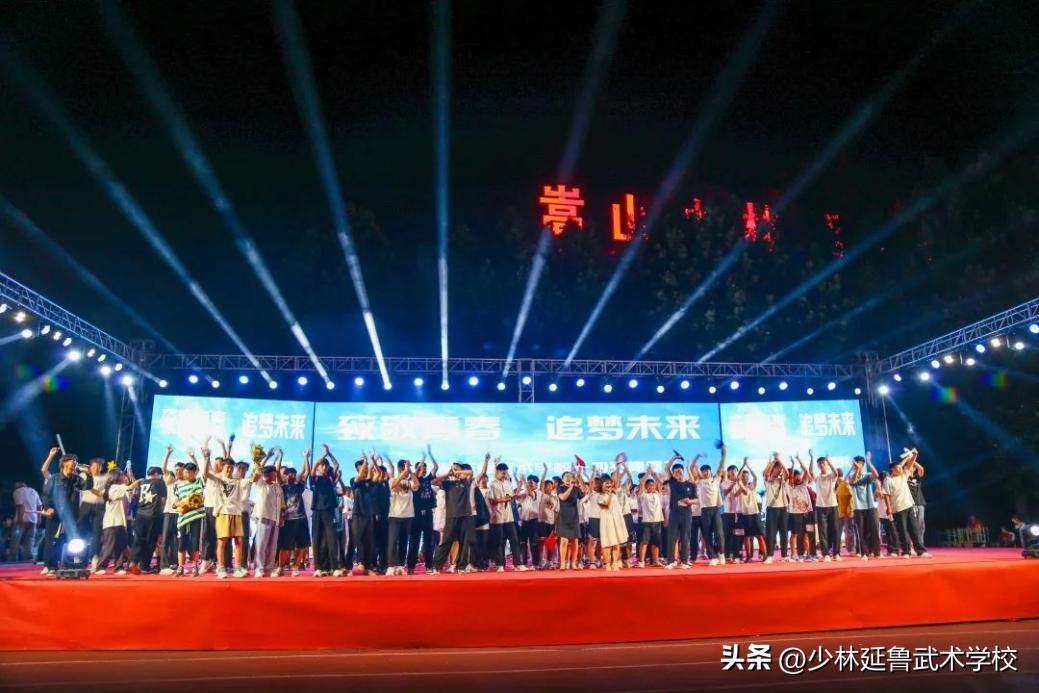 鑷存暚闈掓槬绛戞ⅵ鏈潵涓婚鍥㈡棩娲诲姩,鑷存暚闈掓槬鑺傜洰