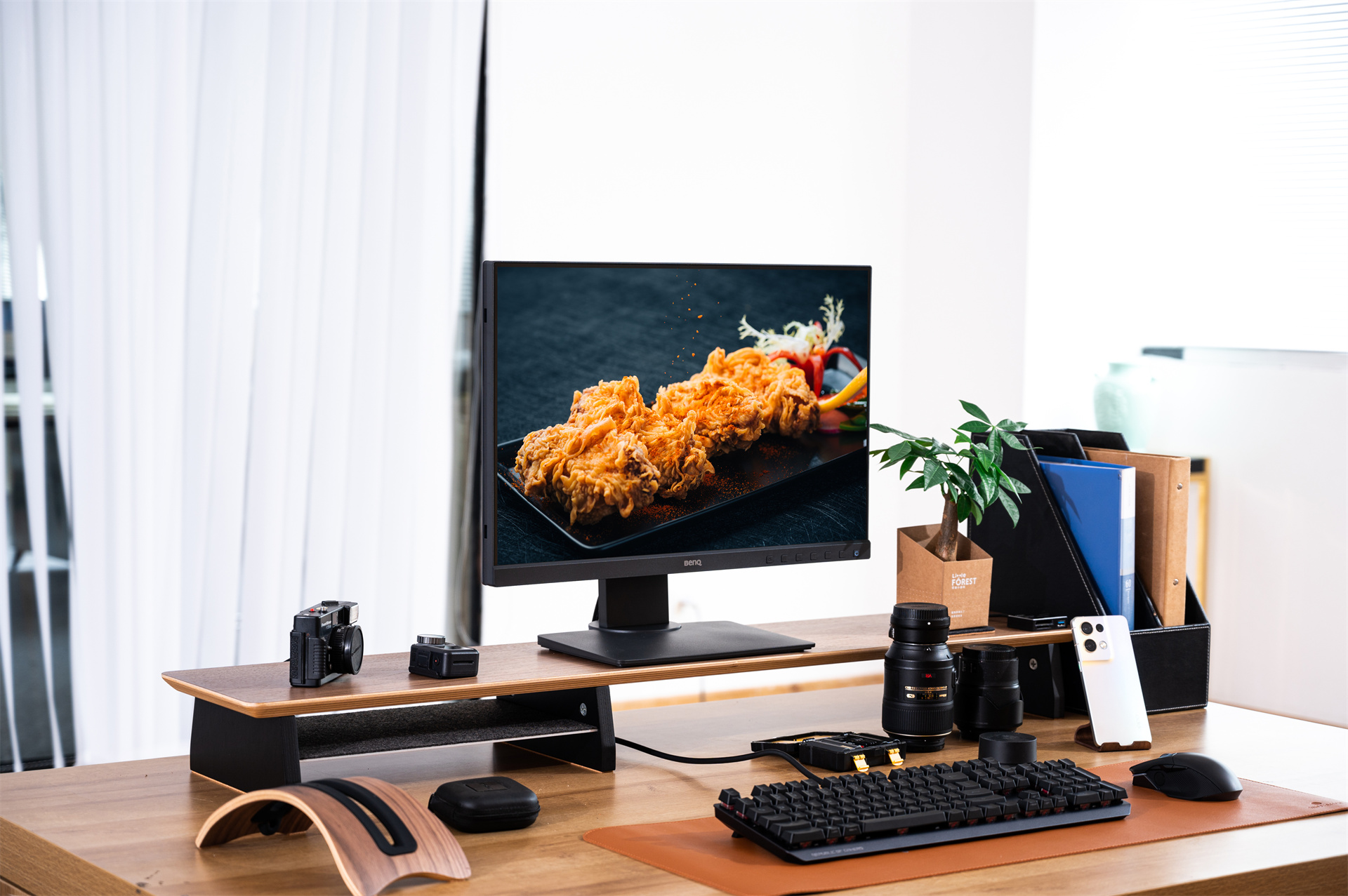 摄影师用什么液晶显示器好,如何选择摄影专业显示器