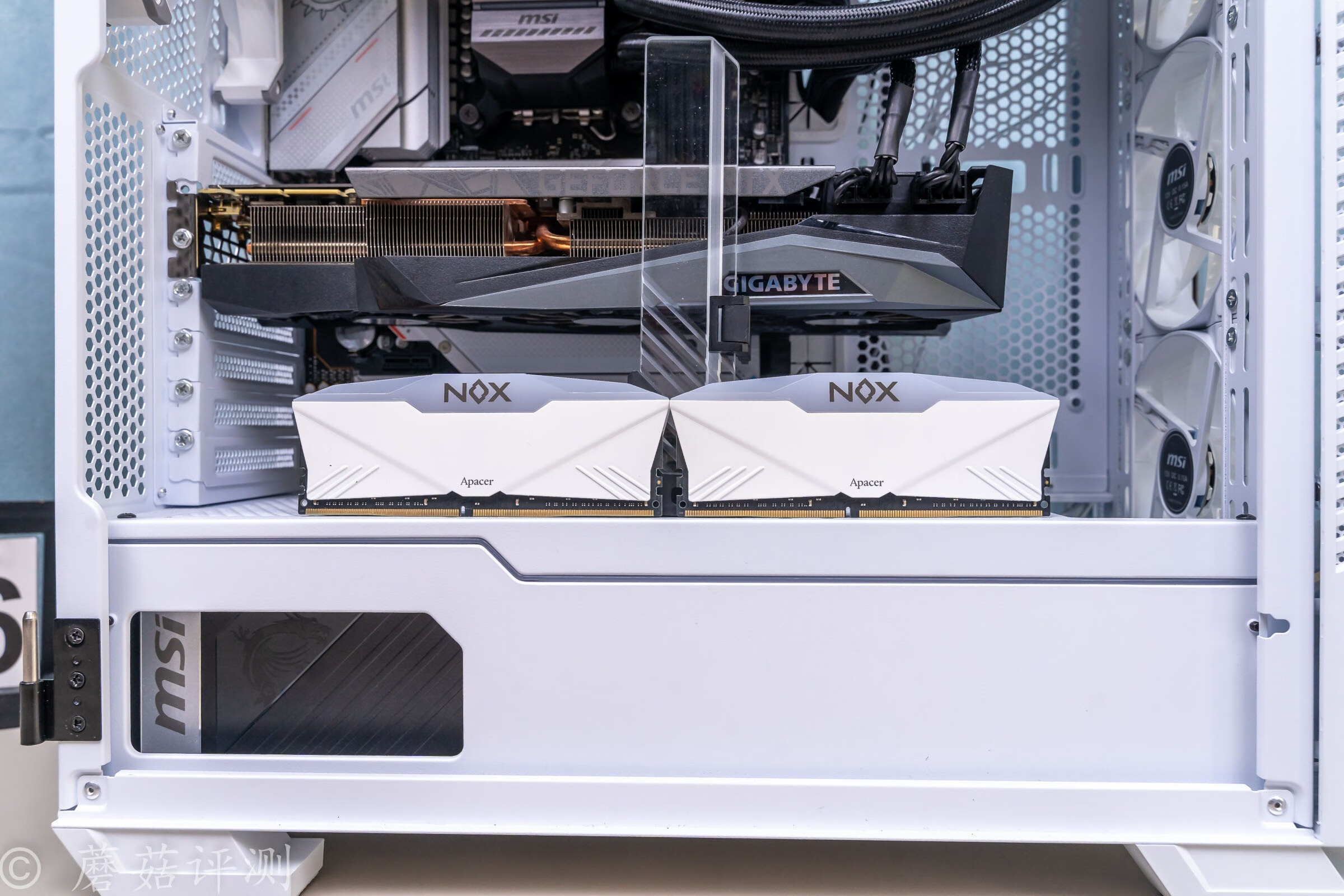 技嘉rtx3060tigamingoc魔鹰显卡,技嘉rtx4090魔鹰oc怎么样