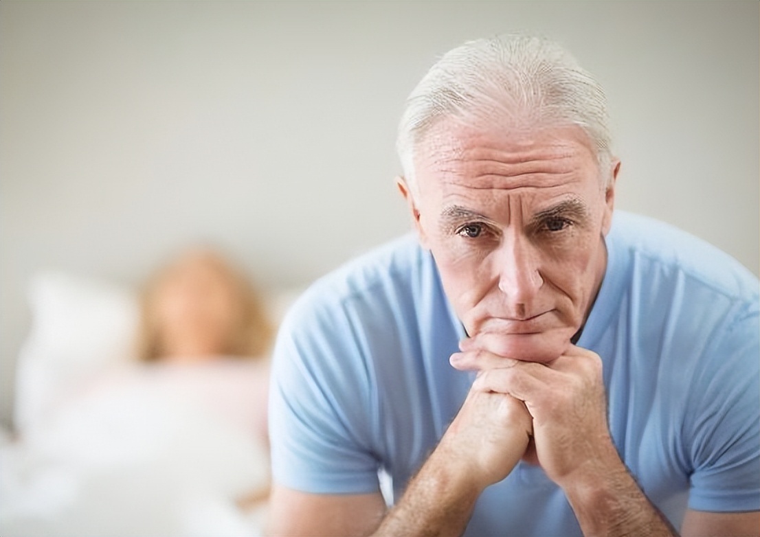 什么迹象可以看出男人衰老了,男人进入衰老期的四大表现