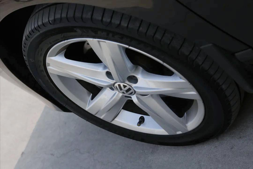 迈腾b7翻新视频成都,大众迈腾b7旧车翻新改造