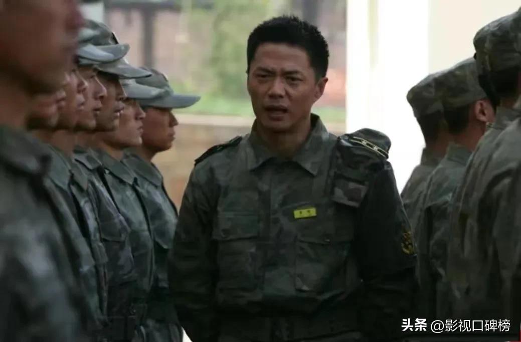 段奕宏的家庭生活,段奕宏夫妻恩爱出行