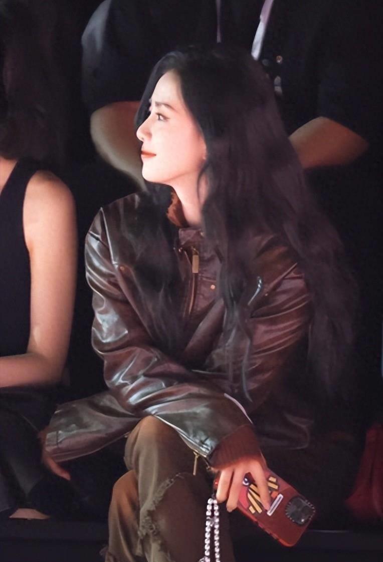 上海时装秀谢娜刘诗诗,时装周谢娜刘诗诗