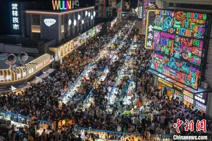 摆摊500元的小生意,挑战在杭州摆地摊月入10w第二天