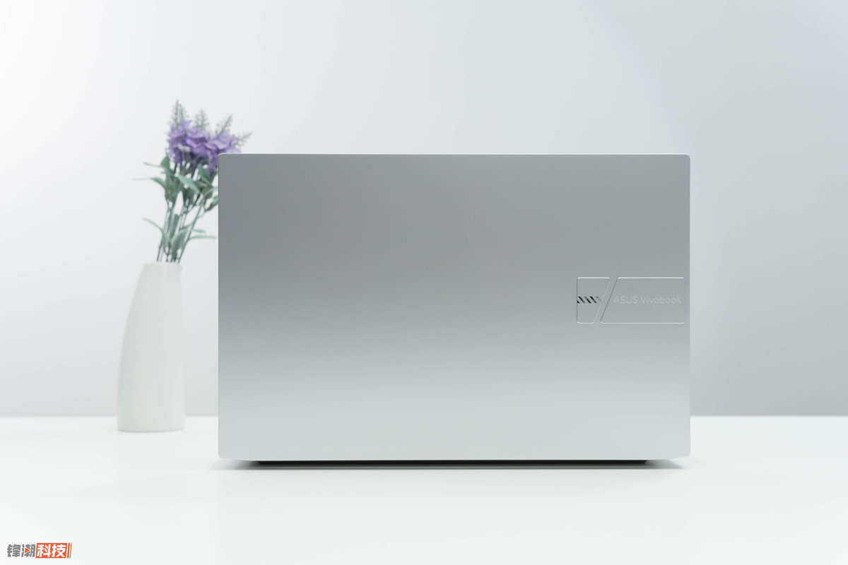 华硕灵耀pro14和无畏15pro哪个好,华硕无畏pro15和破晓pro15哪个好