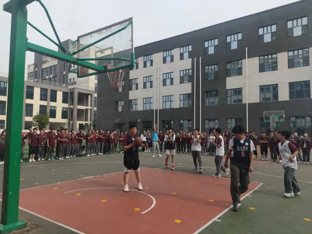 你我才是“灌篮高手”—光大学校初中部三人篮球赛爆燃开打！