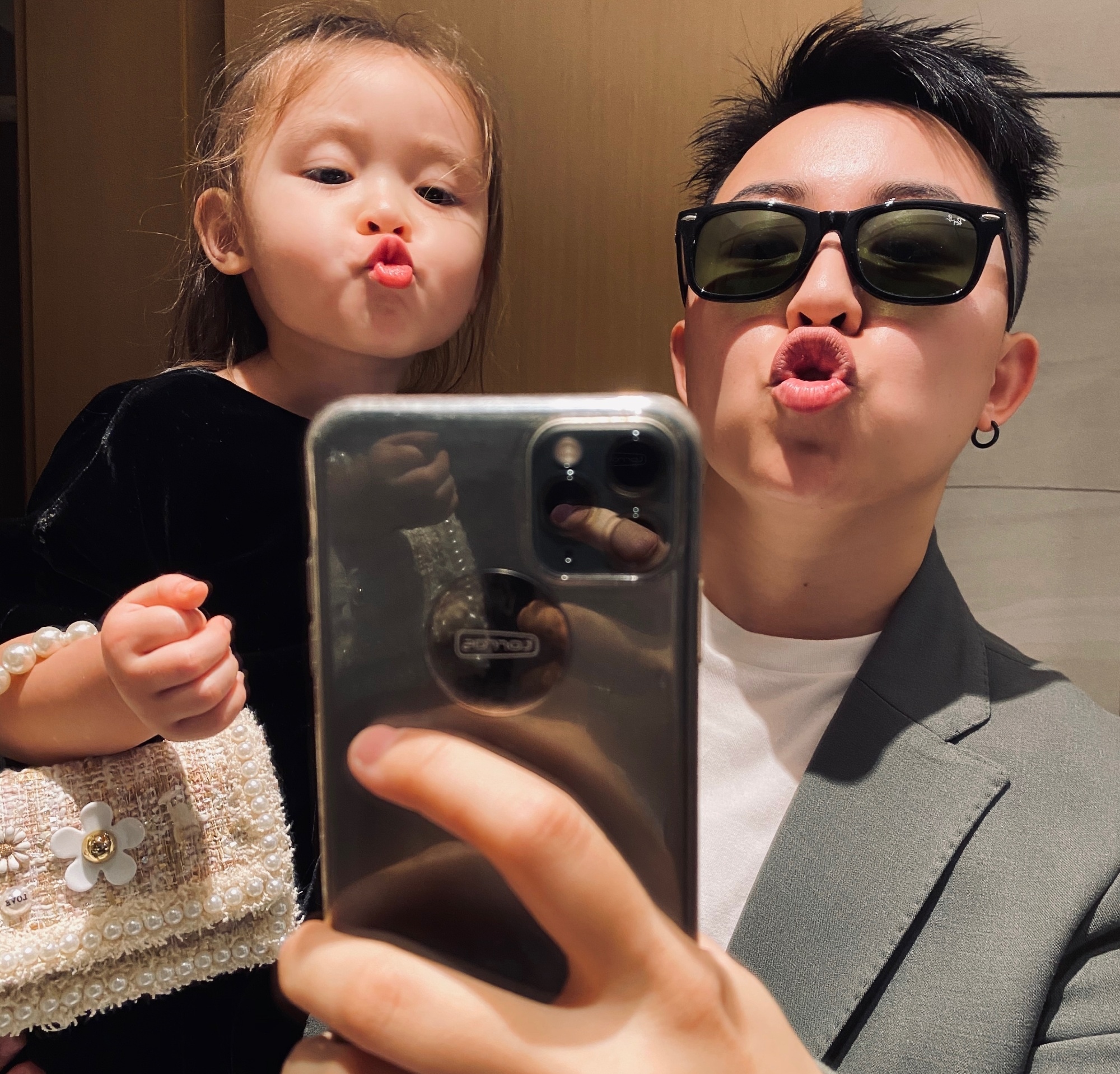 女子花50万生混血宝宝,50万精子生下混血儿