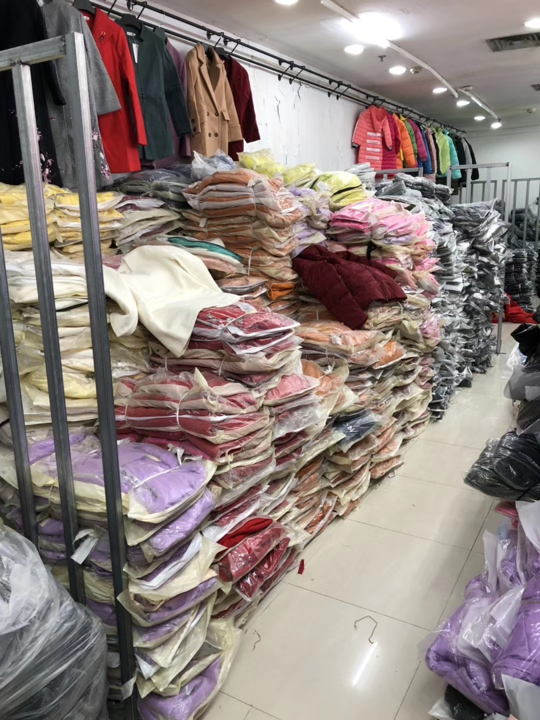 广州十三行女装新款羊羔绒打底裤,广州十三行女装批发一件怎么拿