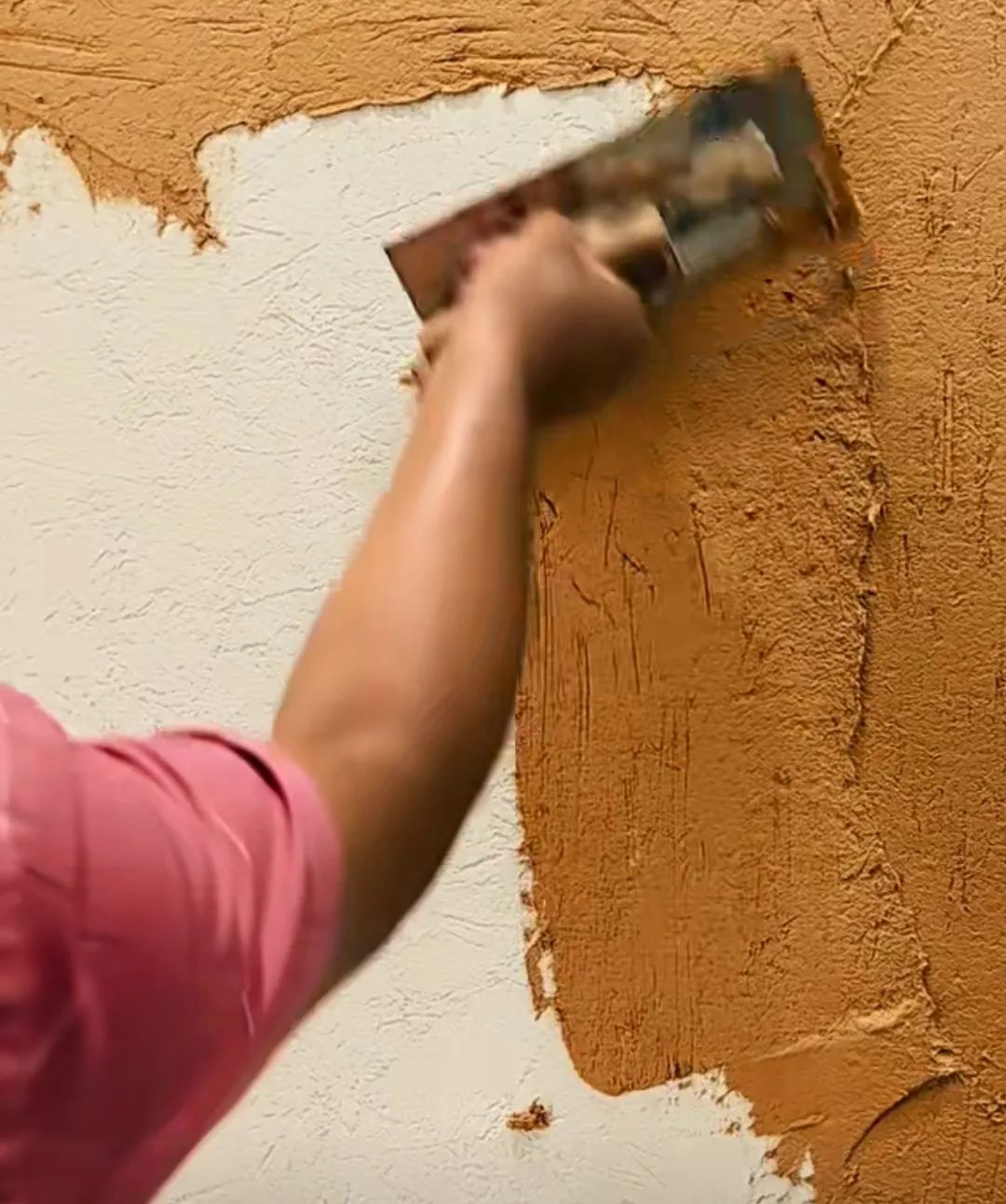 稻草泥漆和乳胶漆哪个划算,乳胶漆跟稻草漆施工工艺一样吗