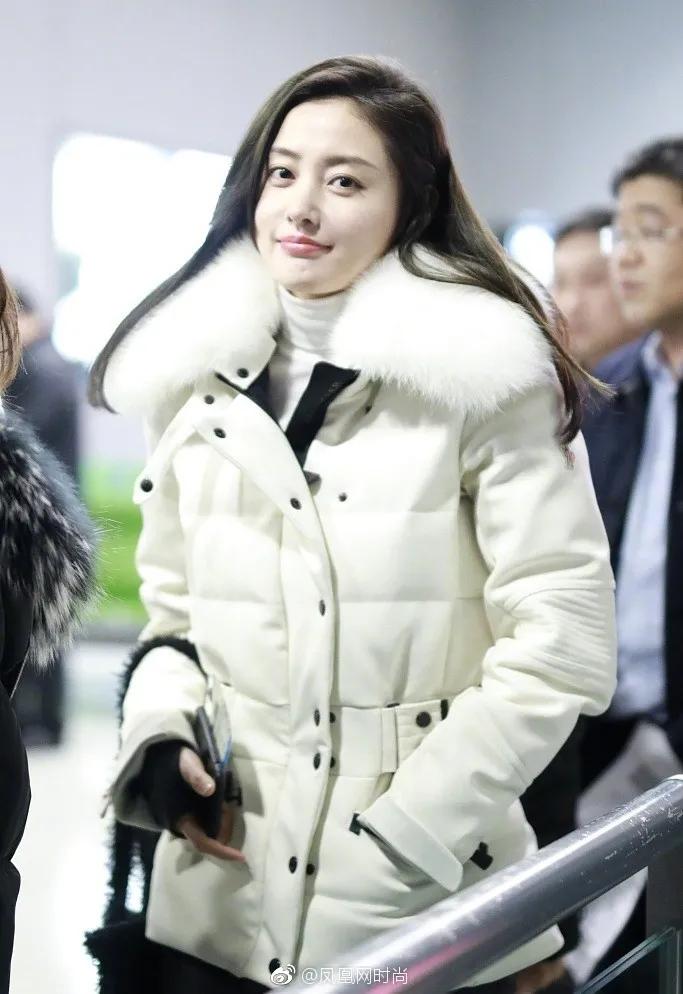 羽绒服排名前十名加拿大鹅羽绒服,加拿大鹅高颜值羽绒服推荐