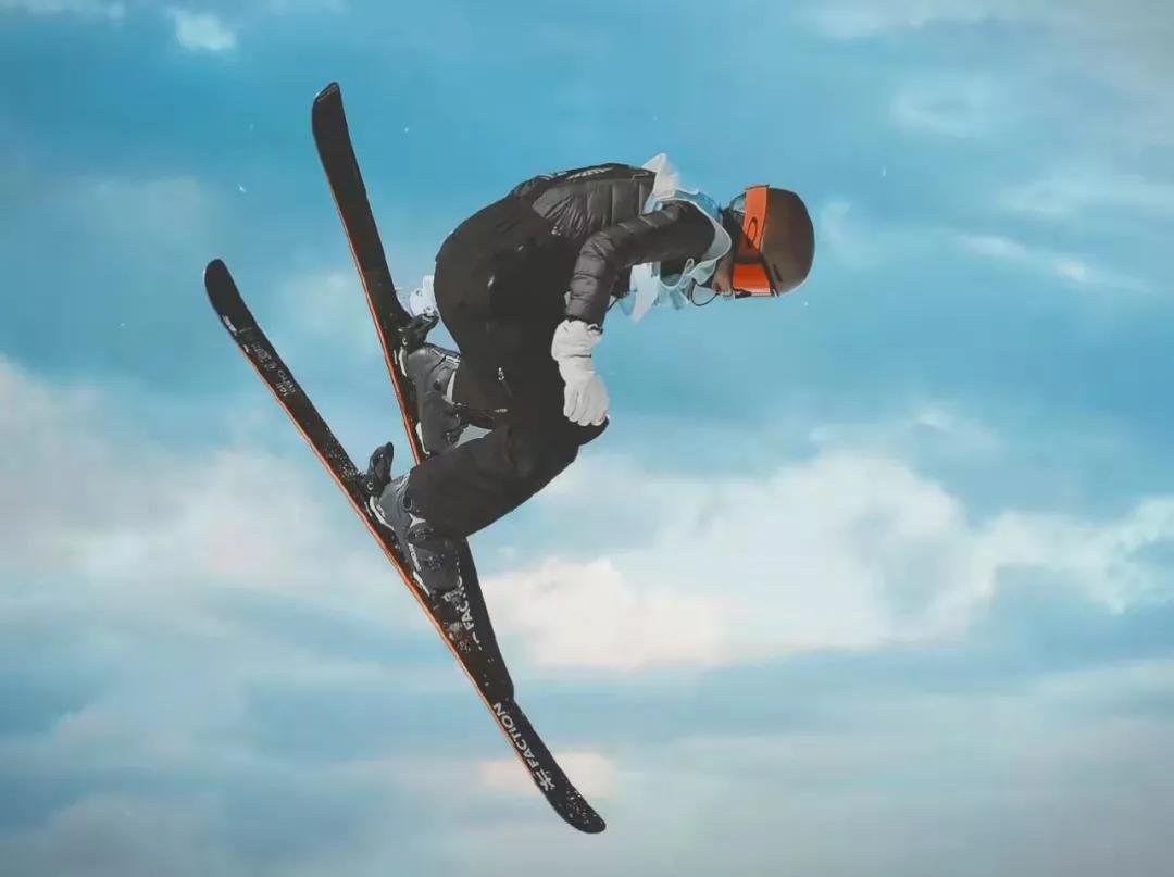 18岁天才少女谷爱凌夺冠，内幕曝光：我终于读懂了王安石这首诗